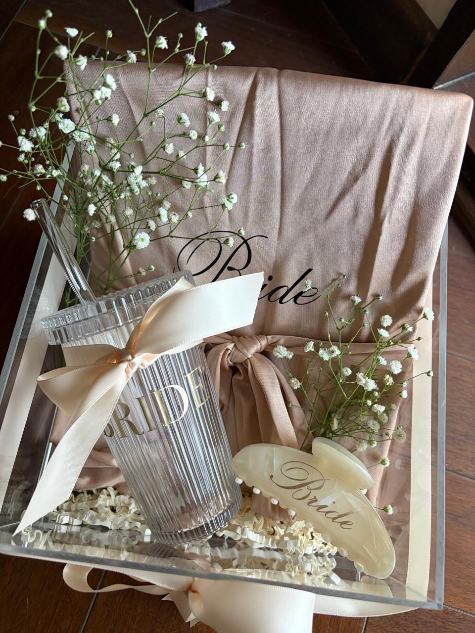 VOWS IN IVORY – A Classic Bridal Hamper
