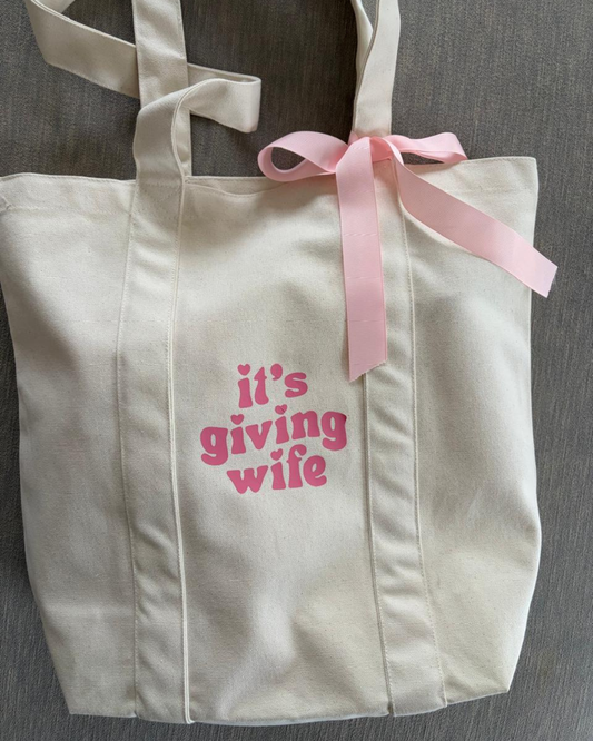 It’s Giving Wife Tote
