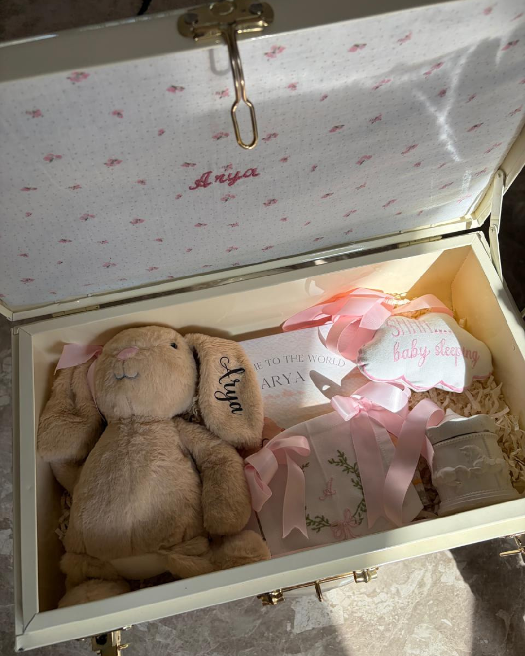 Heirloom Baby Keepsake Trunk Gift Set