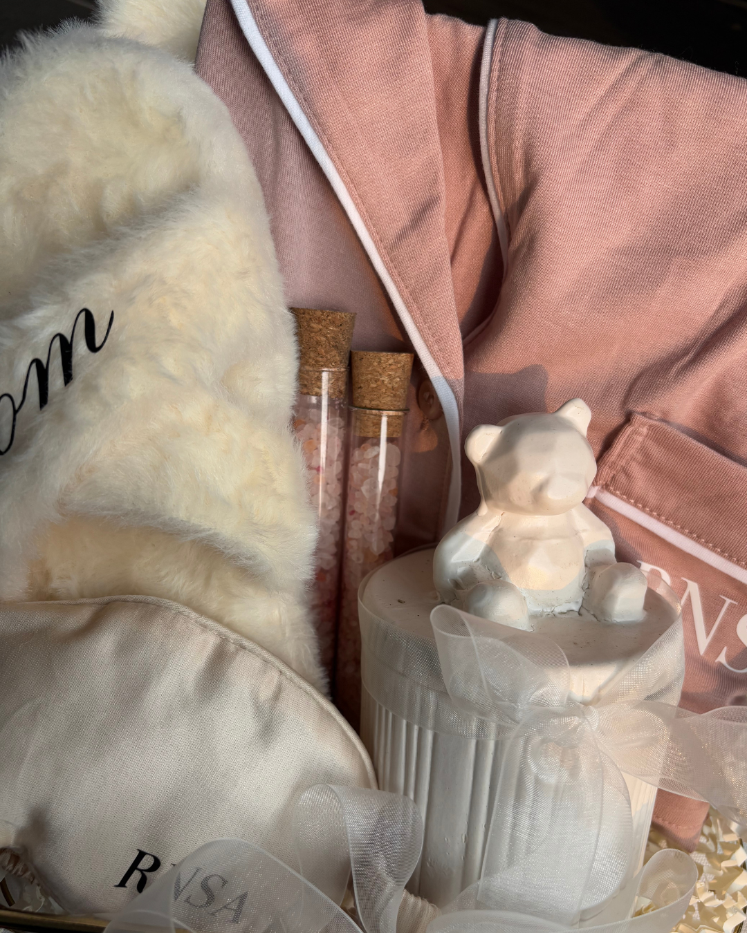 The Cozy Indulgence Basket