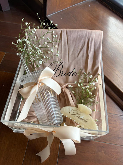 VOWS IN IVORY – A Classic Bridal Hamper