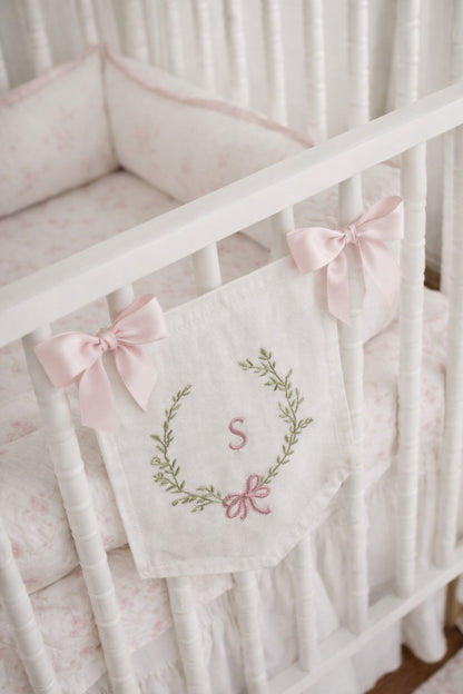 Embroidered Wreath Crib Linen Set